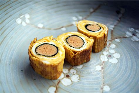 Tamagoyaki Recipe- Healthy Japanese Rolled Omelettes - eyes and hour