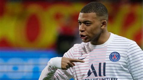 Real Madrid: Why 2020 will be key to deciding Mbappe's future | MARCA ...