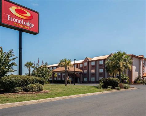 Econo Lodge Inn & Suites in Natchitoches, LA - (318) 214-0...