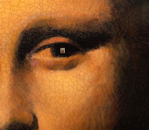 World’s Smallest Mona Lisa In Eye Of Forged Mona Lisa - eXtravaganzi