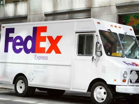 Who Makes FedEx Trucks? (Explained)