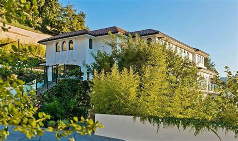 An Inside Look at the $6.2M Los Angeles Mansion That Dwyane Wade's Put ...