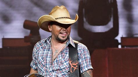 Jason Aldean brings tour to Nashville with setlist