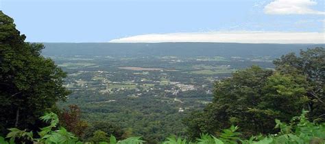 Whitwell, TN : Looking Down on Whitwell from the Brow - Many call it ...