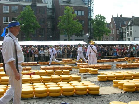 Beckstrand Beat: Alkmaar Cheese Market