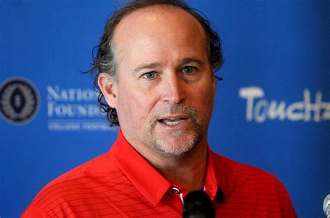 Dana Holgorsen looks to expand UH’s recruiting horizons