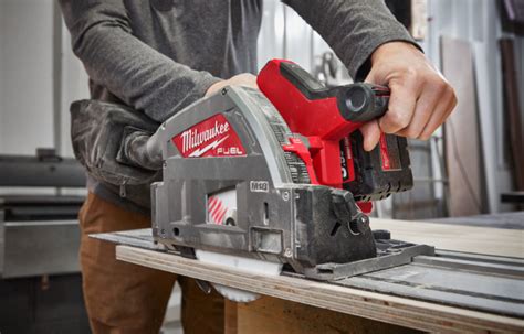 Milwaukee 18V Cordless Plunge Saw [2023] | Protrade