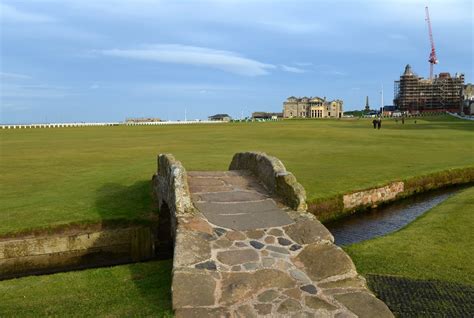 Tour Scotland Photographs: Tour Scotland Photographs Swilcan Bridge Old ...