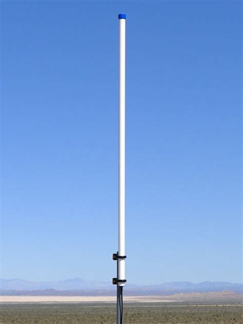 800 MHz Vertical Outdoor Base Antenna (851-869 MHz) | DPD Productions