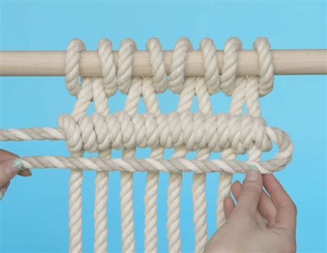 How do you tie a Horizontal Double Half Hitch? – MODERN MACRAMÉ