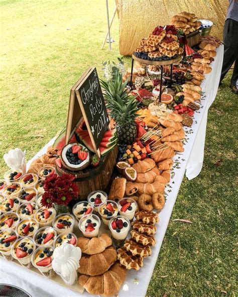 28 Food And Food Station Ideas For A Brunch Wedding - Weddingomania