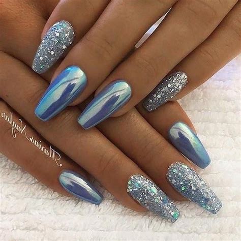 Beautiful nails in sunlight blue #Abitofeverything | Blue and silver nails, Blue glitter nails ...