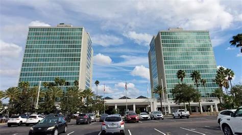 DoubleTree by Hilton at Universal Orlando (Hotel Tour) – Endless Summer ...