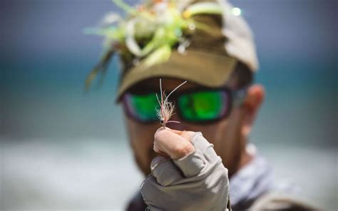 10 Best Saltwater Flies (Fly Guide's Choice) - Into Fly Fishing