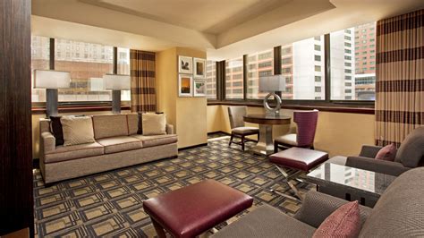 Midtown Manhattan Accommodations | Sheraton New York Times Square Hotel