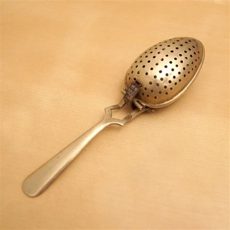 Spoon Tea Strainer / Bag Brass