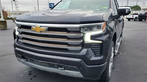 2022 Chevrolet Silverado 1500 High Country Diesel in Dark Ash Metallic ...