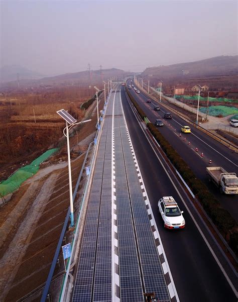 Will Solar Highways Pave the Way to the Future? - SolarFeeds Magazine