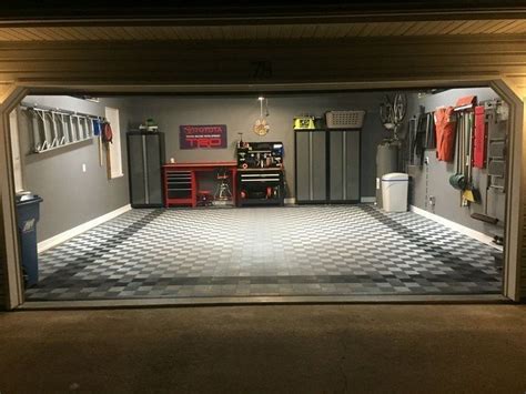 39 the best man cave garage ideas 32 > Fieltro.Net | Garage decor, Garage floor paint, Garage ...