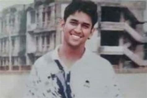 Fashion Icon In Youth: Chennai Super Kings Posts Rare Picture of MS ...