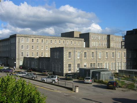 Aberdeen Royal Infirmary © Donald Thomas :: Geograph Britain and Ireland