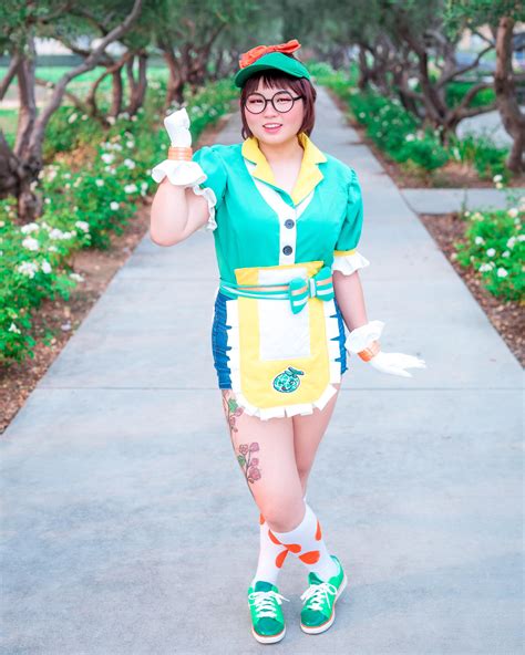 Just wanted to share my Honeydew Mei cosplay :) : r/Overwatch