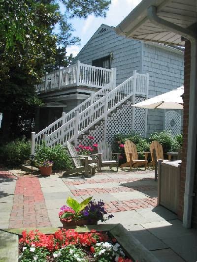 bellmoor inn | Outdoor decor, Outdoor gardens, Outdoor rooms