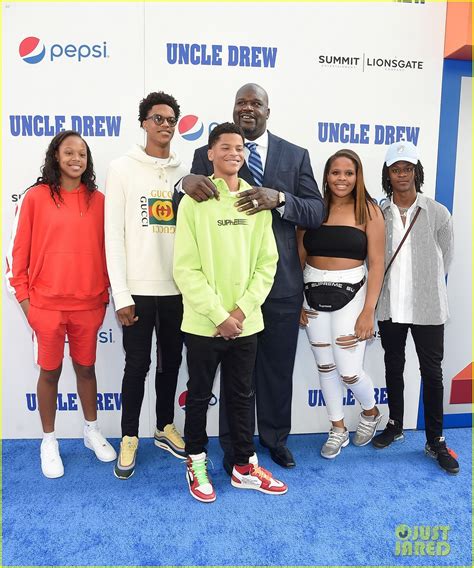 Photo: shaq brings all his kids to uncle drew new york premiere 16 ...