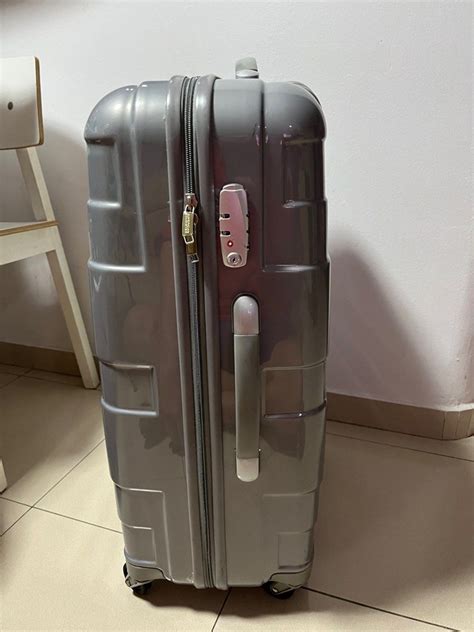 American Tourister Spinner 70, Hobbies & Toys, Travel, Luggage on Carousell