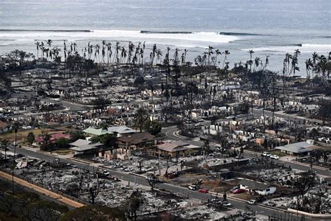 Timeline: How the deadly wildfires took over Maui day by day - ABC News