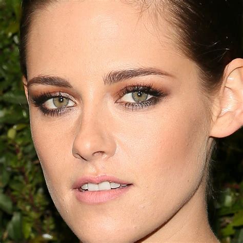 Kristen Stewart's Makeup by Jillian Dempsey Is Flawless | Glamour