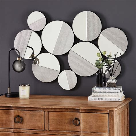 Circular Snakeskin Effect Wall Art | Mirror design wall, Mirror wall ...