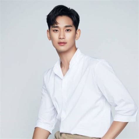 Kim Soo-Hyun Workout Routine, Diet Plan, Exercise, Body Measurements