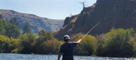 Yakima River Fishing Reports > Red's Fly Shop