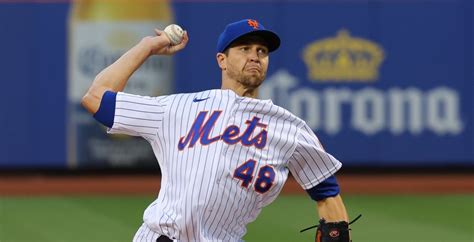 Texas Rangers: Jacob deGrom Contract Comes with Great Deal of Risk ...