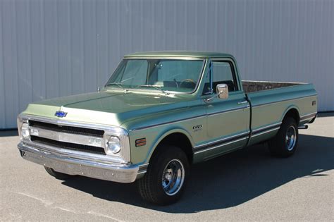 1970 Chevy C-10 Truck, Fully Restored, 350, Gorgeous! - Classic Promenade