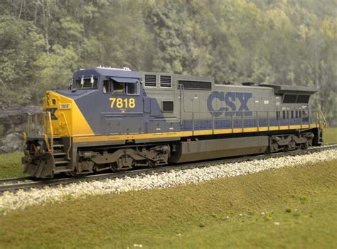 Atlas CSX Dash 8-40CW (C40-8W) #7818 - BradleyDCC Custom Models