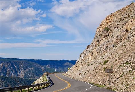 9 Most Scenic Road Trips to Take in Montana - WorldAtlas