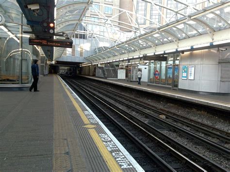 Hammersmith Tube Station | Hammersmith Tube Station | Flickr