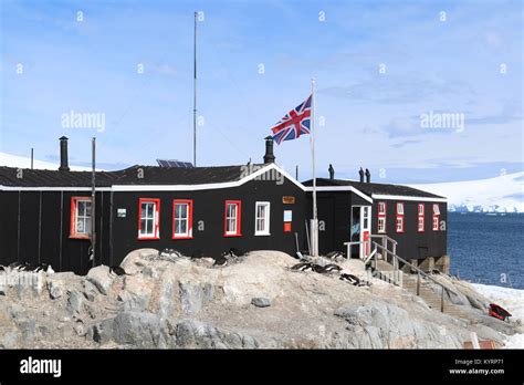 Port lockroy museum hi-res stock photography and images - Alamy