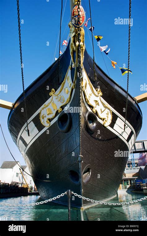 Ship prow hi-res stock photography and images - Alamy