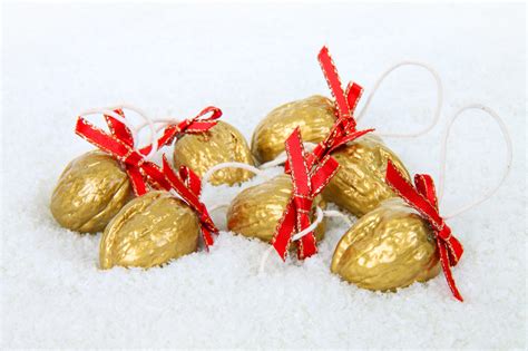 Golden Nugget Christmas Decorations image - Free stock photo - Public Domain photo - CC0 Images