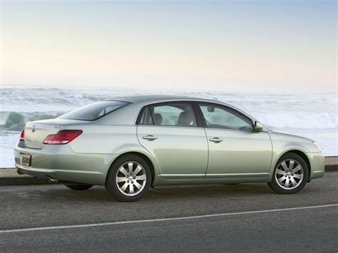 2005 Toyota Avalon - Specs, Prices, MPG, Reviews & Photos | Cars.com