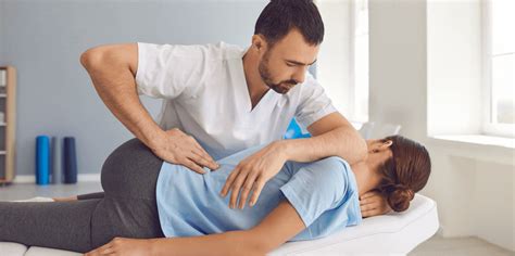 Chiropractor Near Brookhaven -Can a Chiropractor Help a Pinched Nerve?