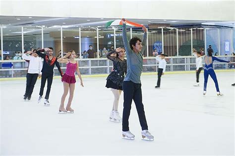 First figure skating development camp in PHL culminates at SM Megamall ...