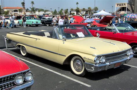 File:1961 Ford Galaxie Sunliner.jpg - Wikipedia, the free encyclopedia