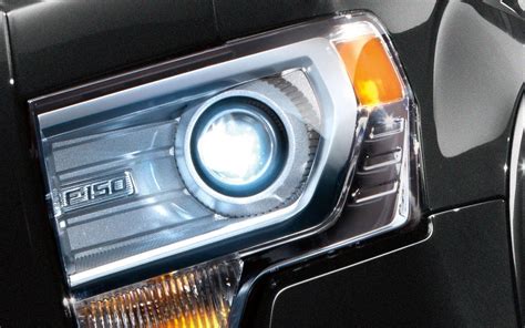 Pair: 2013-2014 Ford F150 OEM HID Headlights - The HID Factory