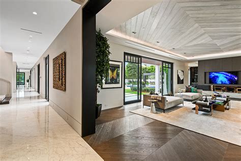 Interior Design Ideas For Living Room Ceiling | www.resnooze.com