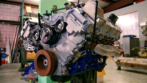 EXCLUSIVE: First Look At Ford's 6.2-Liter V8 Engine...In A Houston Garage?!