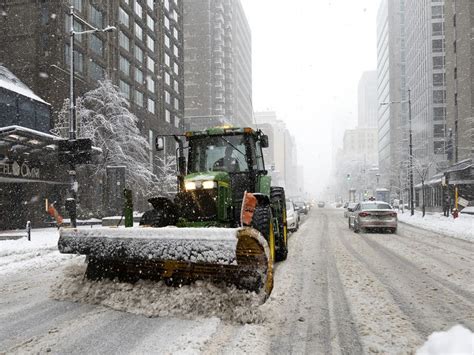 After the storm: Montreal to start snow-removal operation by Monday | Montreal Gazette